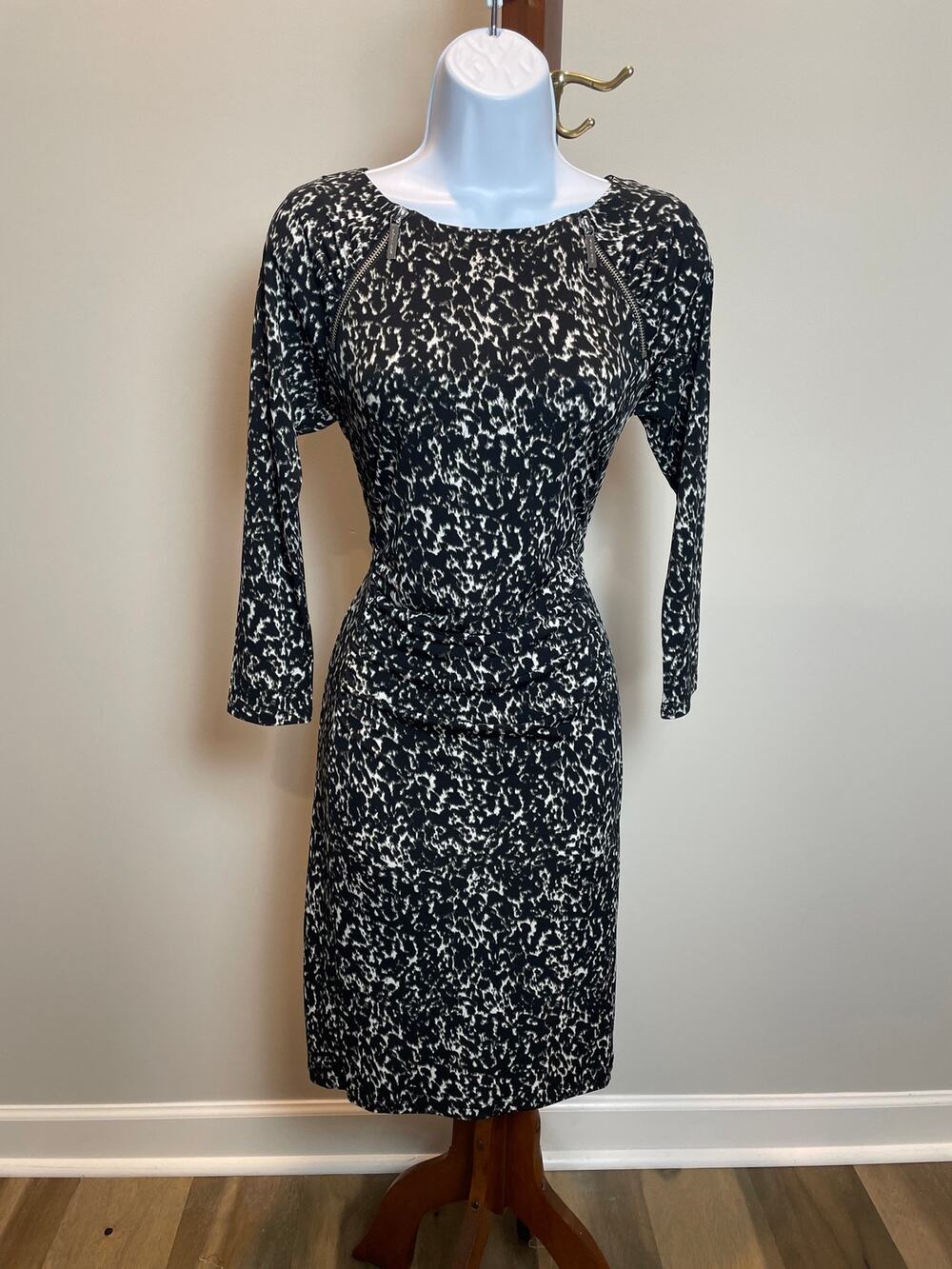 Michael Kors Bodycon Dress Size S Black Animal Print Ruched Waist Long Sleeve